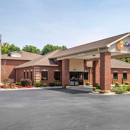 Comfort Inn Near Downtown & Blue Ridge Pkwy Марион Экстерьер фото